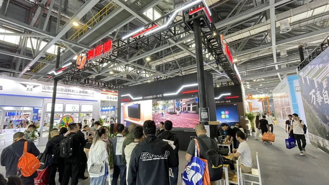 凯发(中国)官网教育新品及解决方案惊艳亮相81届教装展